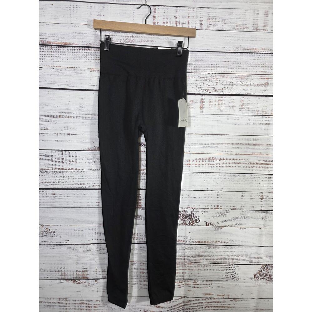 Wonderfly Black Fleece women's leggings size Large NWT